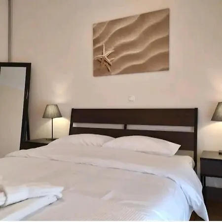 Stylish -Modern Apartment Heart Of Marousi-3